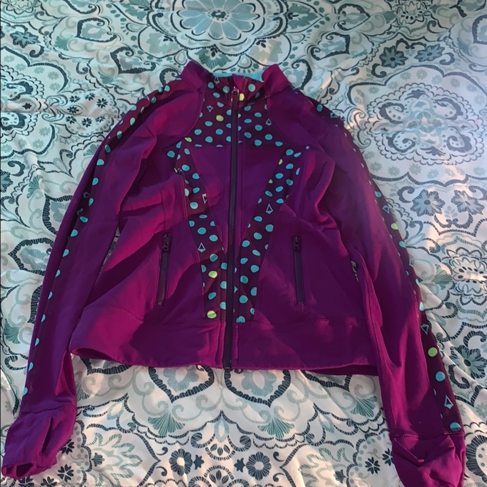 Ivivva sweatshirt